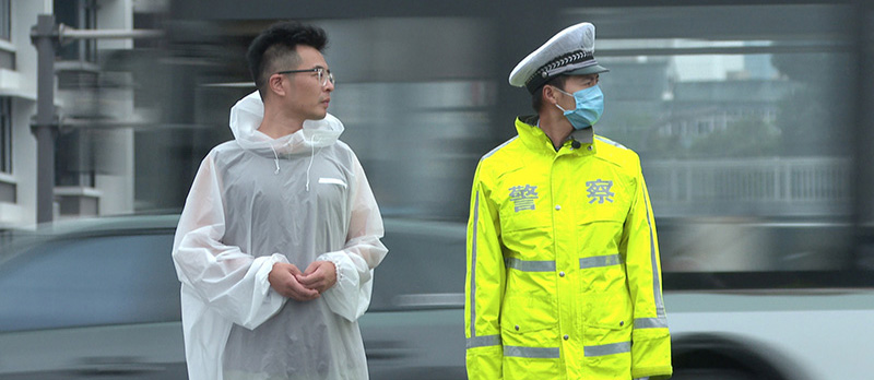 细微之处着眼 毫厘之间推敲 赵益平为“钉子交警”量身打造温馨之家